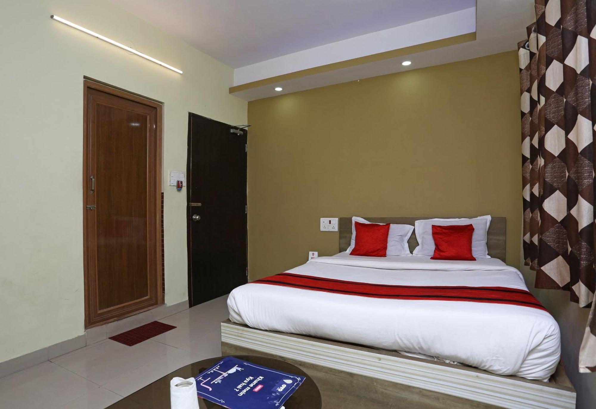 OYO 5718 Pratiksha Guest House Calcuta Exterior foto